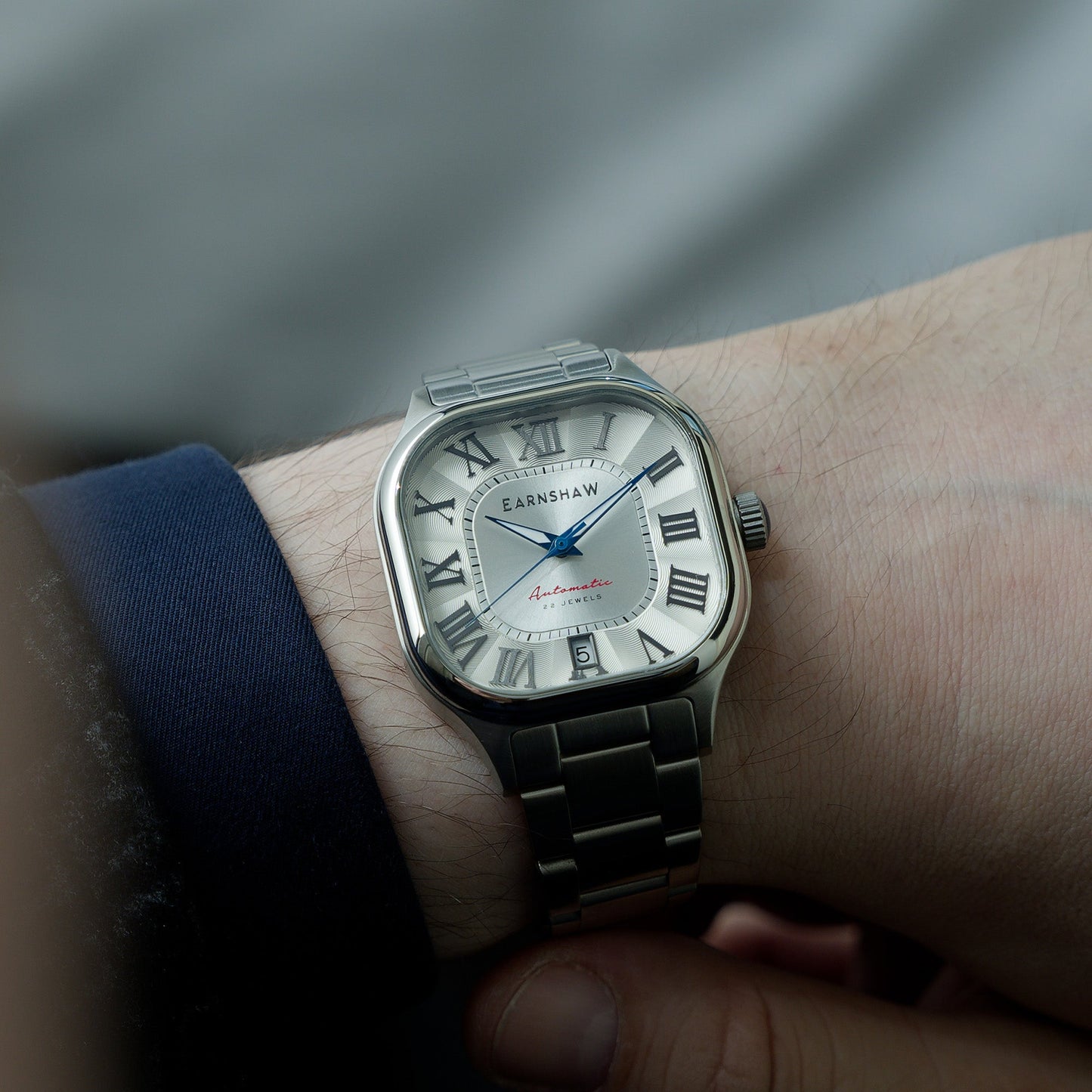 Thomas Earnshaw Coussin Automatic Silver White